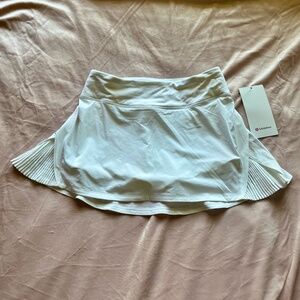 Lululemon Athletic Skirt 4 White